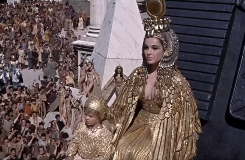 Gal Gadot replacing Elizabeth Taylor as Cleopatra (photo credit: screenshot)
