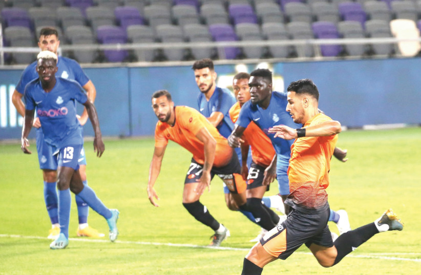 BNEI YEHUDA FORWARD Amit Zenati kicks a penalty that he converted for the decisive goal in the 79th minute of his team’s 1-0 home victory over Ashdod SC on Sunday night in Israel Premier League action at Bloomfield Stadium. (photo credit: UDI ZITIAT)