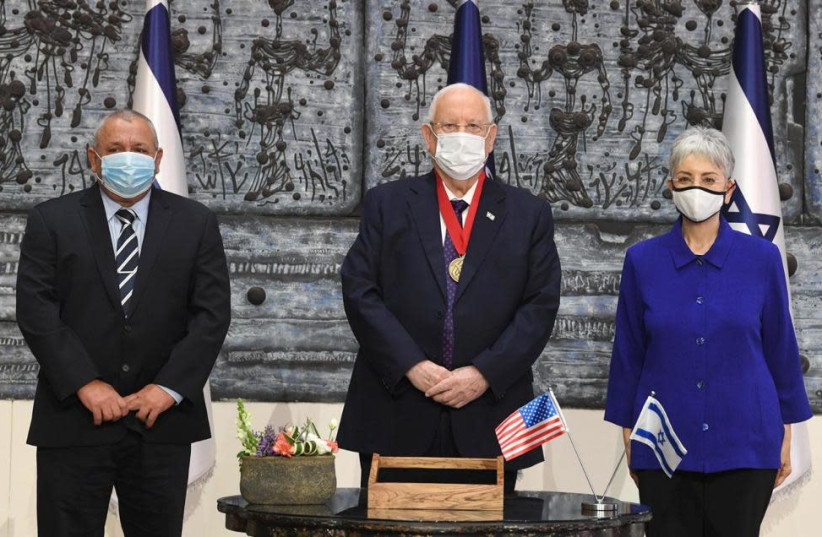 President Reuven Rivlin was awarded the Washington Institute Scholar-Statesman Medal (photo credit: MARK NEYMAN/GPO)