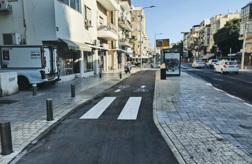 One of  plethora of dedicated safe cycling routes in Tel Aviv (photo credit: TEL AVIV MUNICIPALITY)