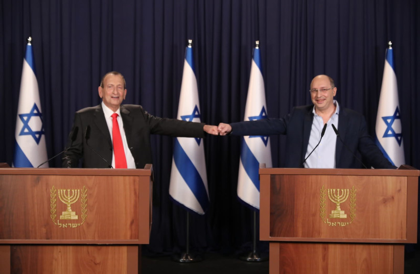 Tel Aviv Mayor Ron Huldai and Justice Minister Avi Nissenkorn at the announcement on Huldai's new party, December 29, 2020 (photo credit: NESS PRODUCTIONS)