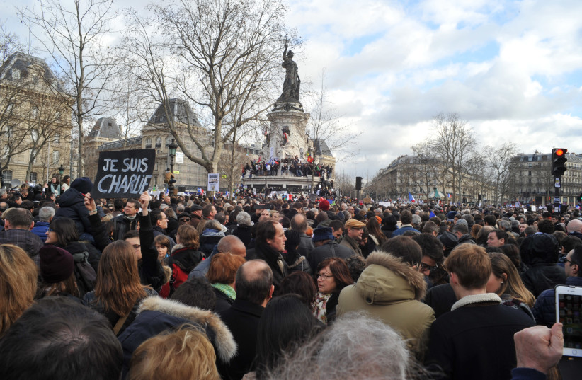 Protesters march through Paris on Jan. 11, 2015. (photo credit: WIKIMEDIA COMMONS/SÉBASTIEN AMIET)