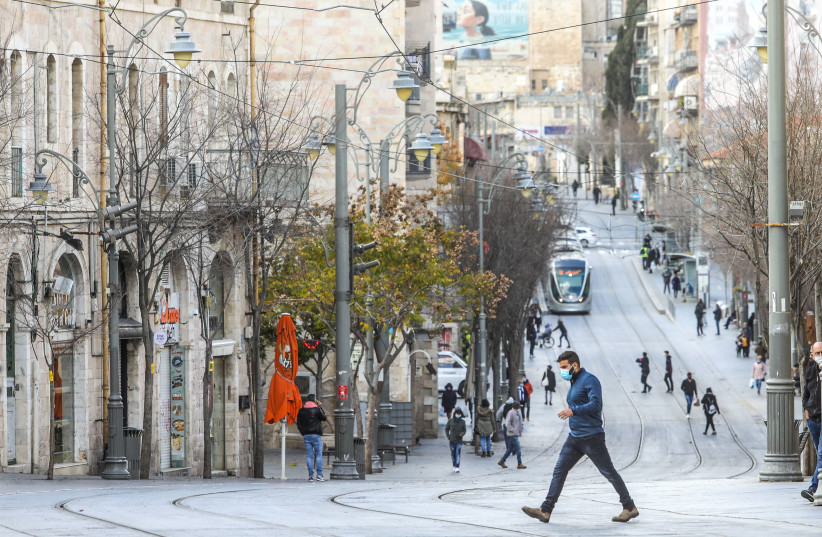 Jerusalem's usually busy downtown is seen empty, as businesses are shuttered during Israel's third lockdown. (credit: MARC ISRAEL SELLEM/THE JERUSALEM POST)