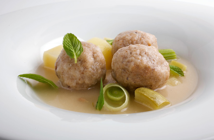 Pascale's Chicken soup and matzah balls (photo credit: PASCALE PERETZ-RUBIN AND DROR KATZ)