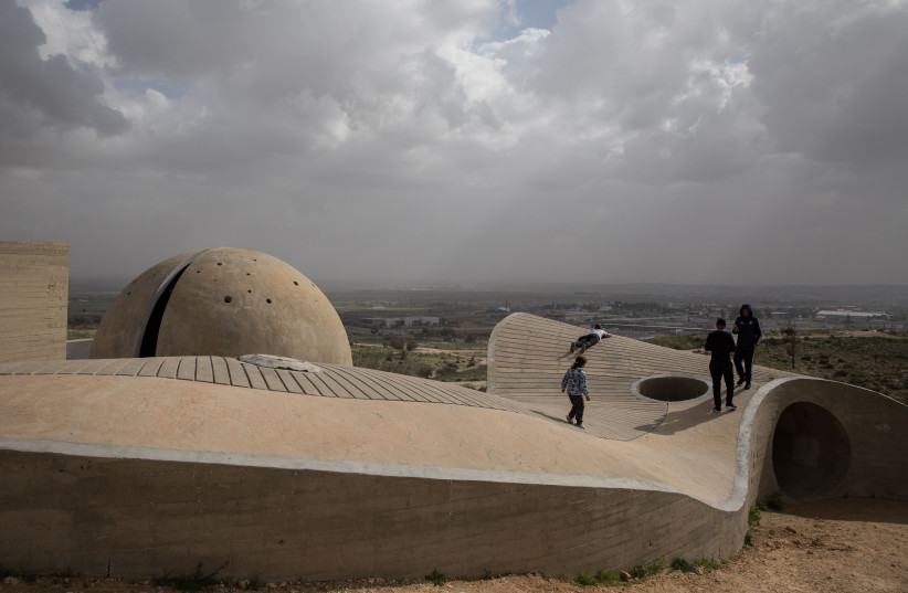 The Monument to the Negev Brigade in the Southern Israeli city of Beer Sheba, in the Negev, on February 17, 2018. (credit: HADAS PARUSH/FLASH90)