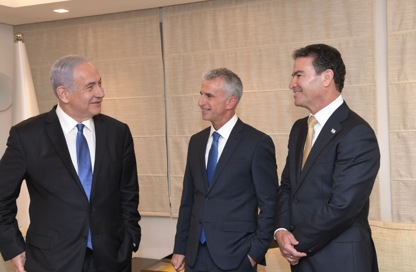 Prime Minister Benjamin Netanyahu with outgoing Mossad chief Yossi Cohen and incoming Mossad chief David Barnea at a farewell event for Cohen, May 31, 2021. Prime Minister Benjamin Netanyahu with outgoing Mossad chief Yossi Cohen and incoming Mossad chief David Barnea at a farewell event for Cohen,  (credit: KOBY GIDEON/GPO)