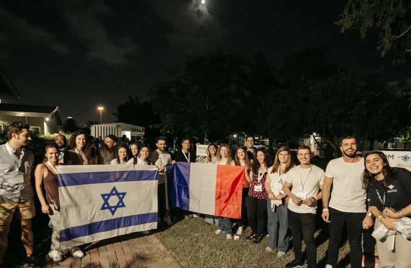 First Birthright Israel Group from France in Tel Aviv, after the pandemic outbreak (credit: VOLOSNIKOVA ALISA)