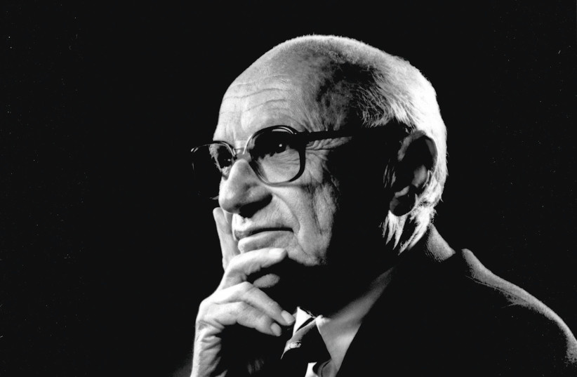  A portrait of Milton Friedman by Robert Hannah, Friedman Foundation for Educational Choice, 2004. (photographer: WIKIPEDIA)
