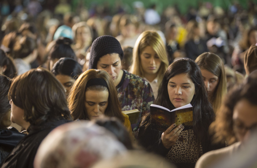  RELIGIOUS JEWISH women praying in Jerusalem. (photo credit: FLASH90)