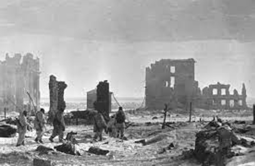  Stalingrad en ruines (crédit : Zelma/Wikimedia Commons)