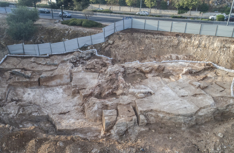  Second Temple Period quarry uncovered in Jerusalem at Har Hotzvim, September 2021. (credit: SHAI HALEVI / ISRAEL ANTIQUITIES AUTHORITY)