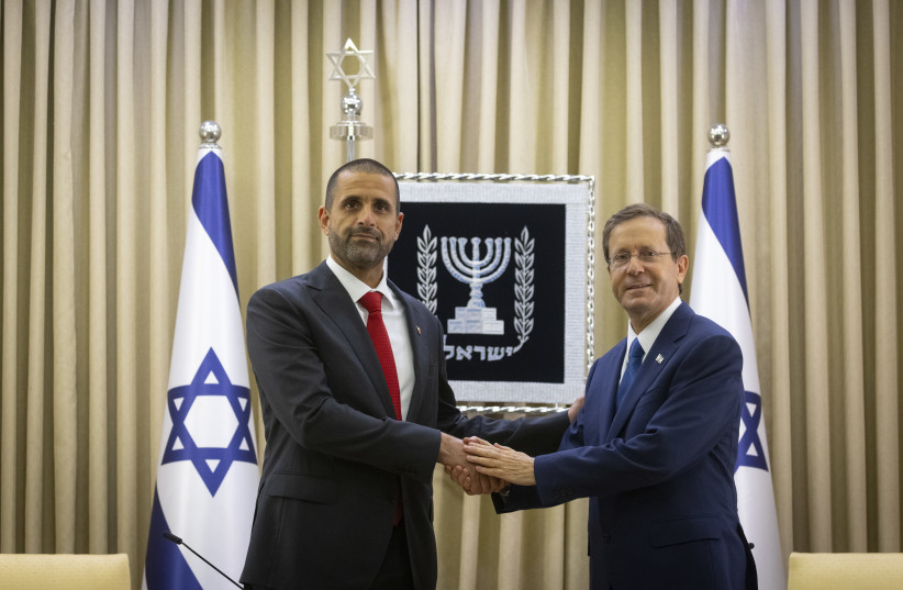  The first ambassador of Bahrain to the State of Israel Khalid Yusuf Al-Jalahma with Israeli president Isaac Herzog during a ceremony for new ambassadors at the President's residence in Jerusalem, September 14, 2021. (credit: OLIVIER FITOUSSI/FLASH90)