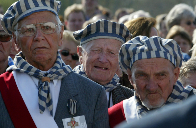  Survivors of the Nazi regime attend a memorial service at the former Nazi concentration camp in Sachsenhausen near the German capital Berlin April 17, 2005.  (photo credit: TOBIAS SCHWARZ / REUTERS)
