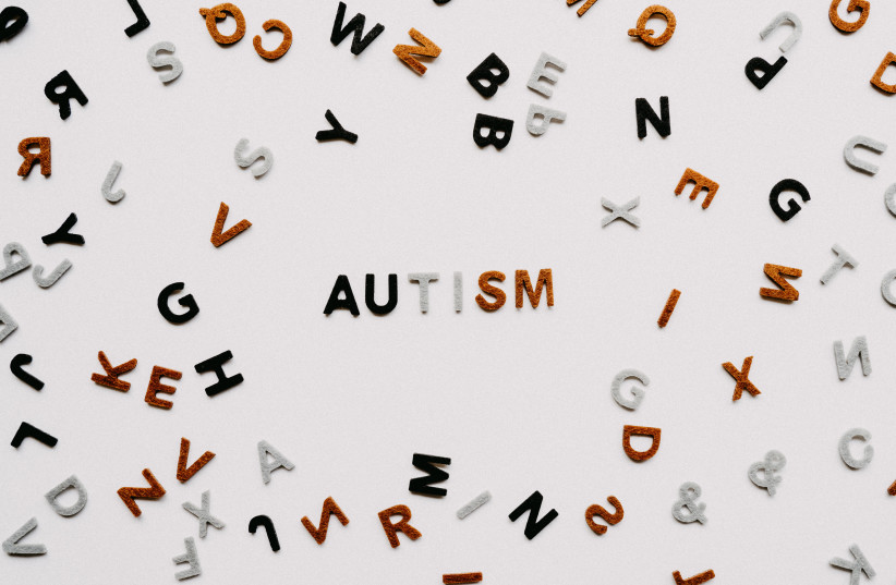  I ESPECIALLY tried not to use the word ‘autism’ around  Oren. However...  (credit: Annie Spratt/Unsplash)