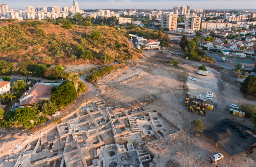  Excavation by the Israel Antiquities Authority at Yavne - Aerial view (photo credit: Assaf Peretz/Israel Antiquities Authority)