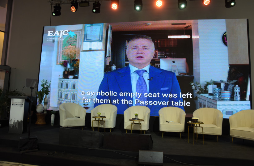  Dr. Mikhael Mirilashvili, président du Congrès juif euro-asiatique, à la 10e conférence annuelle du Jerusalem Post (crédit : AVSHALOM SASSONI)