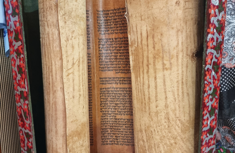  THE YEMENITE Torah scroll. (credit: HANAYIA KORESH)