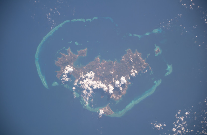  View of Comoros taken during ISS Expedition 56. (photo credit: Wikimedia Commons)
