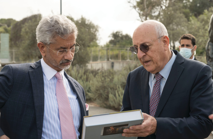  INDIAN FOREIGN Minister Subrahmanyam Jaishankar (left) with Isaac Molho, chairman of the Israel Museum Board of Directors.  (photo credit: LAURA LACHMAN)