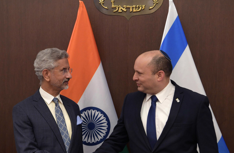  Prime Minister Naftali Bennett meeting with India's Foreign Minister Subrahmanyam Jaishankar, October 20, 2021.  (credit: AMOS BEN-GERSHOM/GPO)