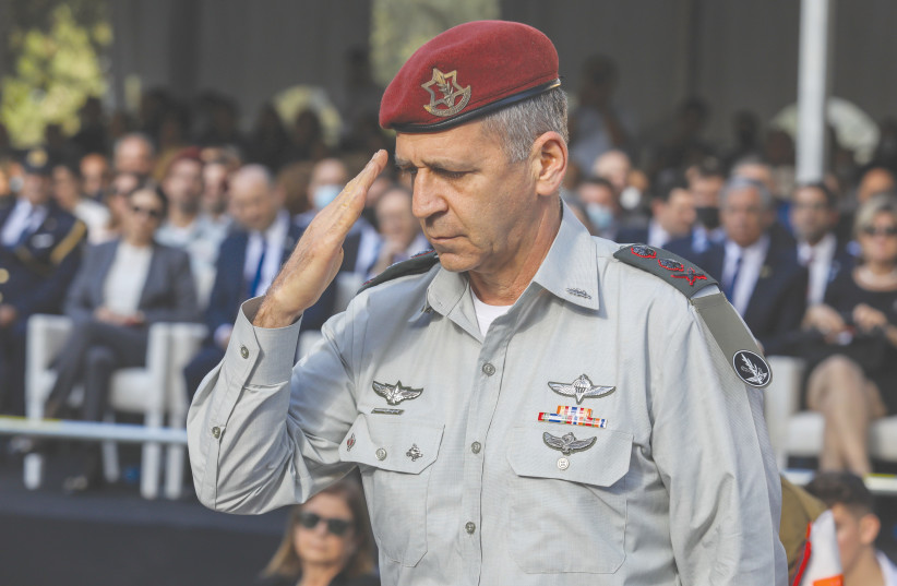  MINISTERS ARE certain he is running for political office. IDF Chief of Staff Lt.-Gen. Aviv Kohavi at the Rabin memorial this week. (photo credit: MARC ISRAEL SELLEM/THE JERUSALEM POST)