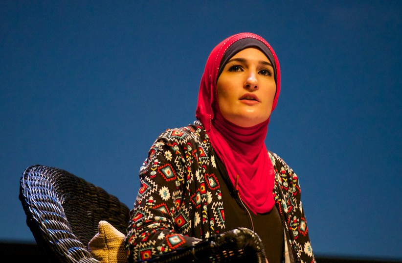 Discussion sur l'islamophobie avec Linda Sarsour, Ingrid Mattson et Imam Zaid Shakir (crédit : FLICKR)
