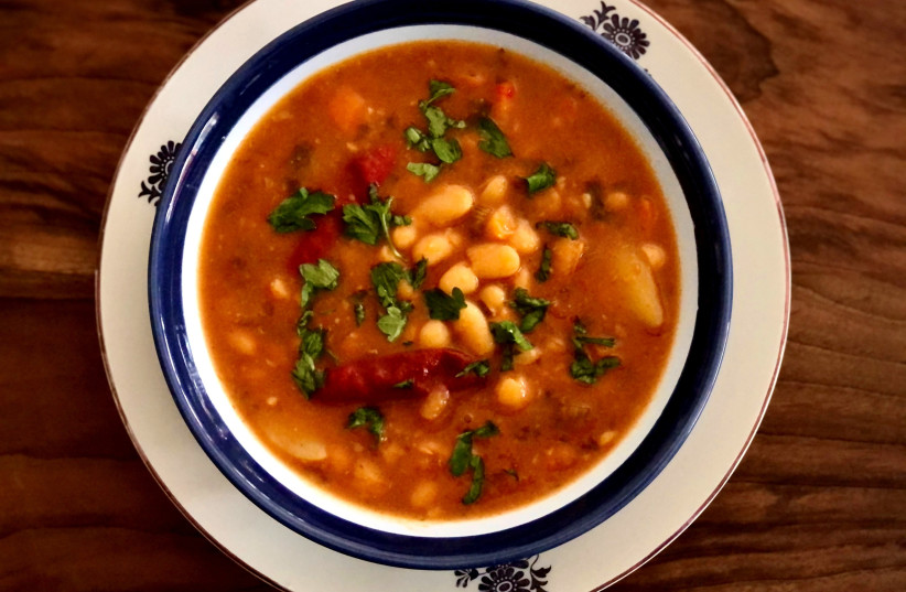  White bean soup (credit: PASCALE PEREZ-RUBIN)