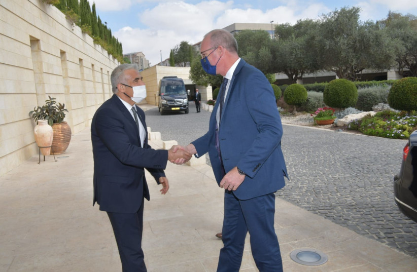  Foreign Minister Yair Lapid and Irish Foreign Minister Simon Coveney.  (photo credit: FOREIGN MINISTRY)