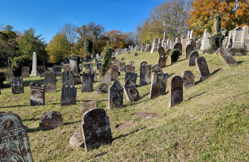  Gravestones at a Jewish cemetery in the town of Sarre Union in eastern France (credit: Consistoire of the Lower Rhine - Eli Butbul and Yoav Rouseno)