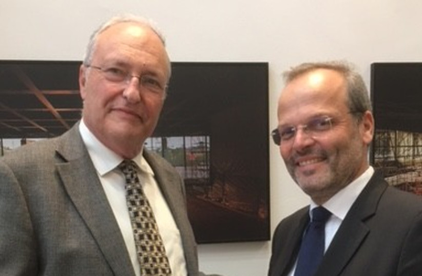  The Simon Wiesenthal Center's chief Nazi Hunter Dr. Efraim Zuroff met with the German Commisioner for the Fight Against Antisemitism Dr. Felix Klein. (credit: Courtesy)