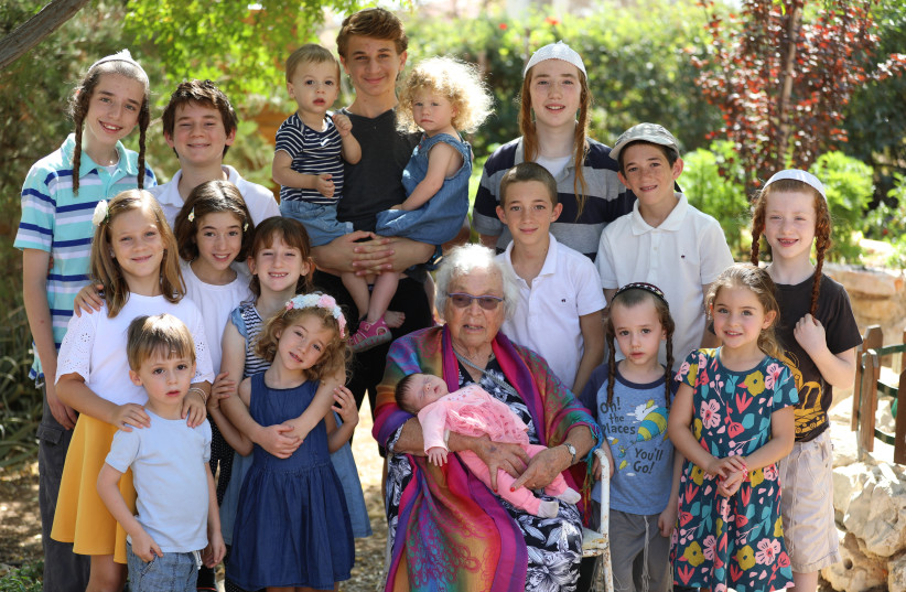  CAROL SELIG-KINDERMAN celebrates her 97th birthday with her 17 greatgrandchildren. (credit: NETANEL FENICHEL)