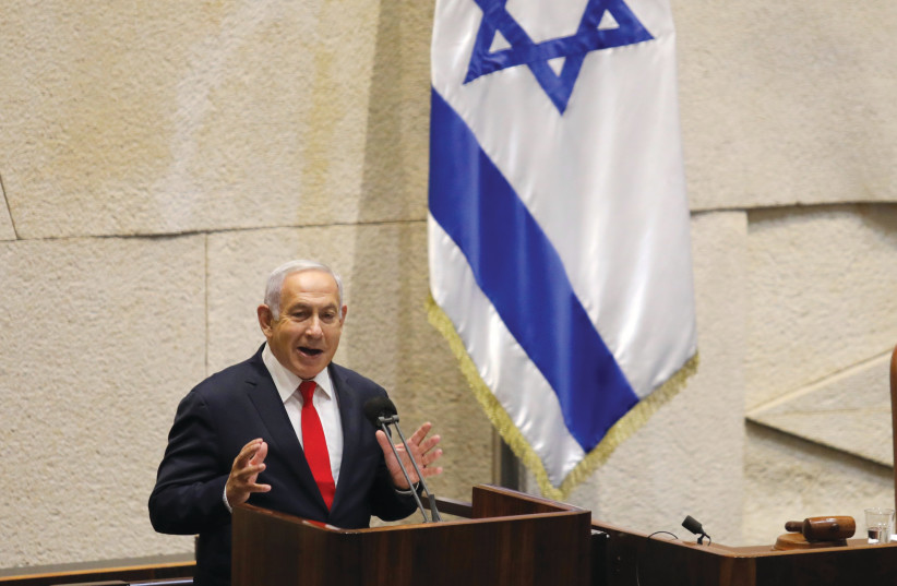  Opposition leader Benjamin Netanyahu explains why he opposes the budget. (credit: MARC ISRAEL SELLEM)