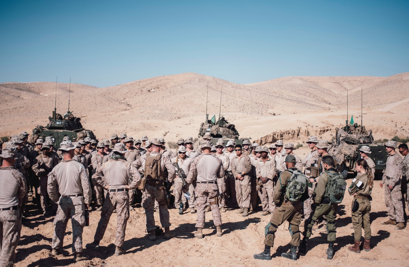 US Marine Corps and IDF troops are seen taking part in a drill near the Red Sea. (credit: St.-Sgt. Donald Holbert)