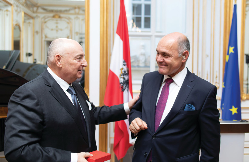 MOSHE KANTOR (left) with Wolfgang Sobotka. (photo credit: Ouriel Morgensztern/EJC)