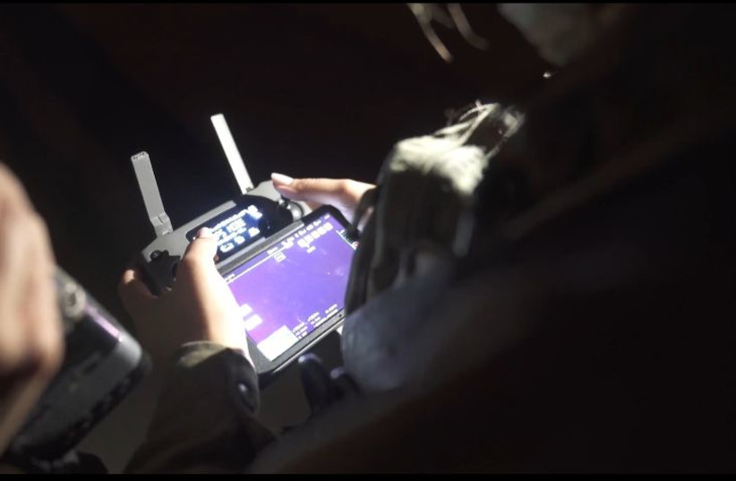 The drone remote control being used by IDF combat soldiers (credit: IDF SPOKESPERSON'S UNIT)
