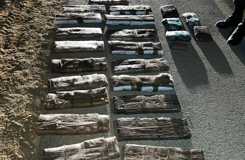  IDF manages to thwart a massive drug smuggling attempt along the Egyptian border (photo credit: IDF SPOKESPERSON'S UNIT)