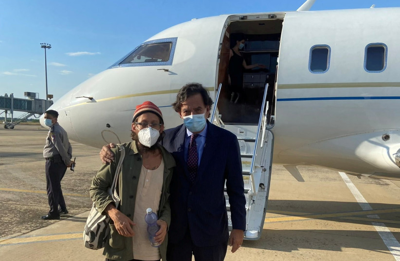  New Mexico Governor Bill Richardson poses for a picture with American journalist Danny Fenster following his release from prison in Myanmar. (credit: RICHARDSON CENTER/via REUTERS )