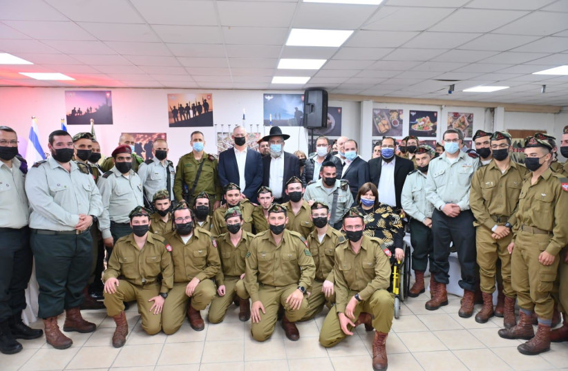  The 97th Netzah Yehuda Battalion pose for a picture with Defense Minister Benny Gantz and IDF Chief of Staff Aviv Kohavi (photo credit: NETZAH YEHUDA FOUNDATION)