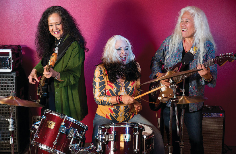 Fanny: The Right to Rock: A fascinating, enlightening, entertaining film - Vimarsana News