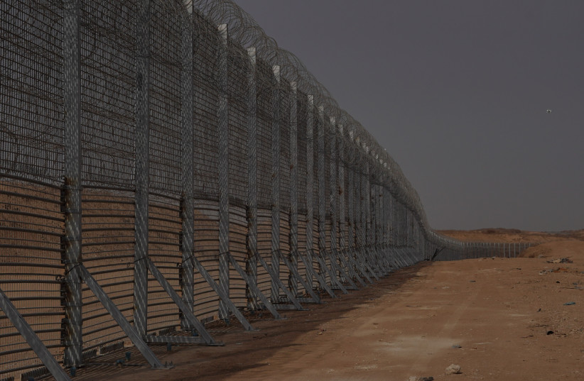  The Gaza border barrier (credit: MINISTRY OF DEFENSE SPOKESPERSON'S OFFICE)