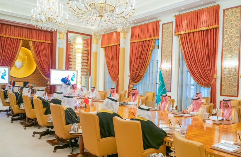  Saudi Crown Prince Mohammed bin Salman and Bahrain's Prime Minister and Crown Prince Salman bin Hamad al-Khalifa hold a meeting at the Royal Palace in Sakhir (photo credit: REUTERS)