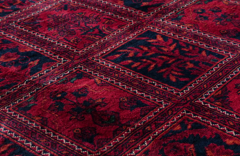  Carpet (photo credit: PIXABAY)