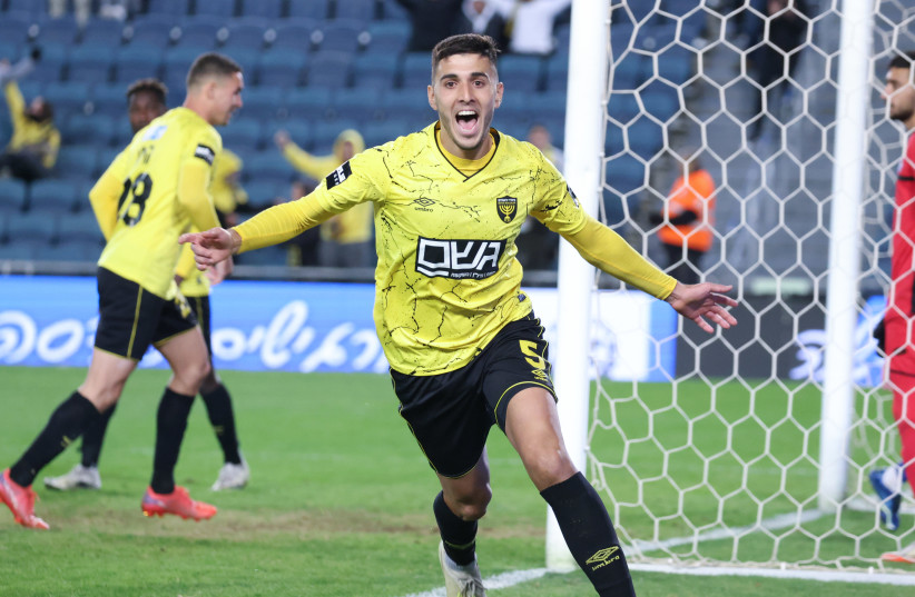  BEITAR JERUSALEM’S David Houja celebrates after scoring the second his two goals in the team’s 2-1 extra-time victory over Hapoel Afula in the State Cup round-of-32. (photo credit: DANNY MARON)