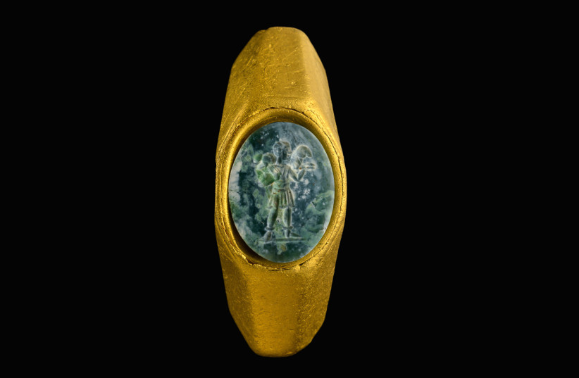  Gold ring with gemma engraved with the figure of the Good Shepherd.  (credit: DAFNA GAZIT/ISRAEL ANTIQUITIES AUTHORITY)