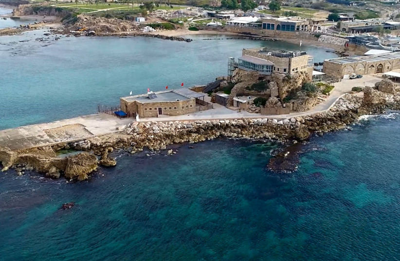 Caesarea port, aerial view. (credit: YAAKOV SHMIDOV/ISRAEL ANTIQUITIES AUTHORITY)