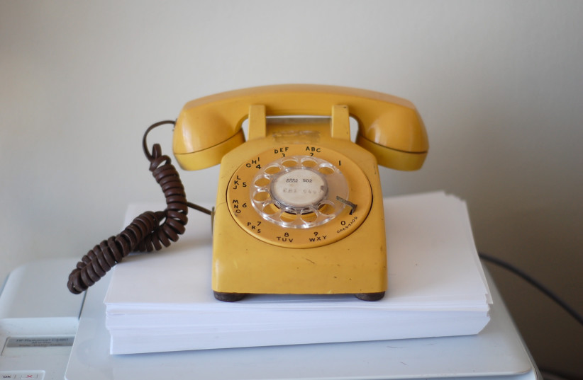  Landline home phone (Illustrative) (photo credit: Billy Brown/Wikimedia Commons)