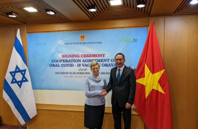  Dr. Miriam Kidron, CSO and founder of Oramed Pharmaceuticals, and HE Ambassador Do Minh Hung, Ambassador Extraordinary and Plenipotentiary of the Socialist Republic of Vietnam to the State of Israel. (photo credit: Oramed Pharmaceuticals)