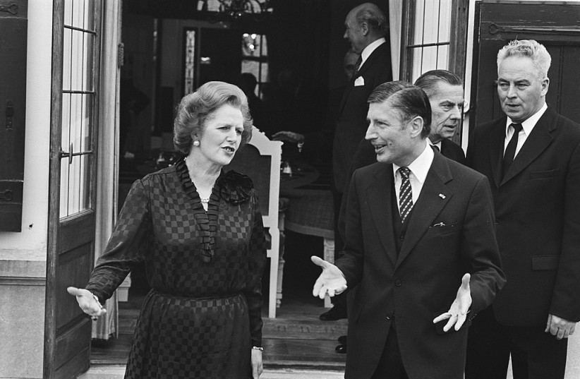 Former Dutch Prime Minister Dries van Agt and former British Prime Minister Margaret Thatcher in The Hague in 1981. (credit: WIKIMEDIA)