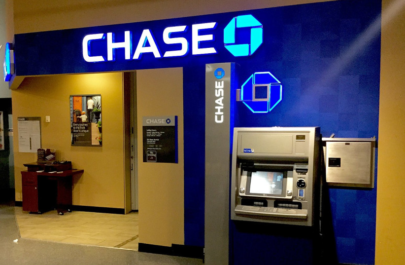  A Chase bank branch and ATM are seen in New York (Illustrative). (photo credit: Wikimedia Commons)