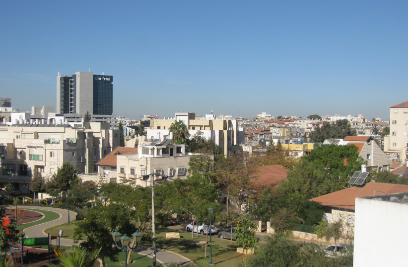  Bnei Brak (photo credit: Wikimedia commons/Denor Avi)